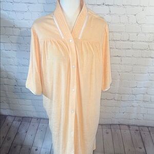 XL Peach Button-Up Short Sleeve Duster/Robe. Terry cloth lightweight